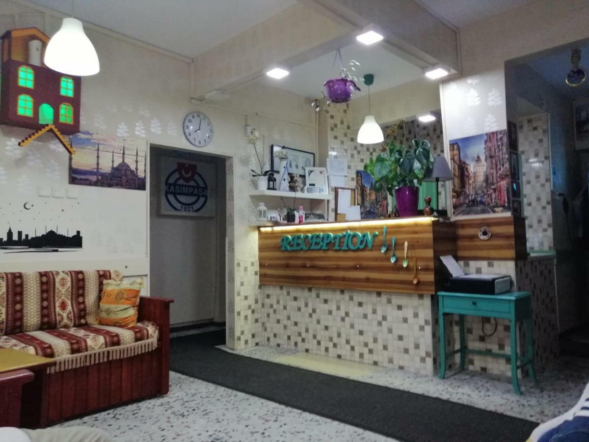 Hayat Pansiyon Hostel - Istanbul, Istanbul
